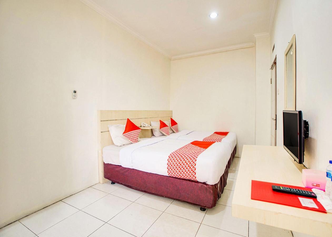 Oyo 2554 Hotel Arimbi Lama Dewi Sartika Bandung Kültér fotó