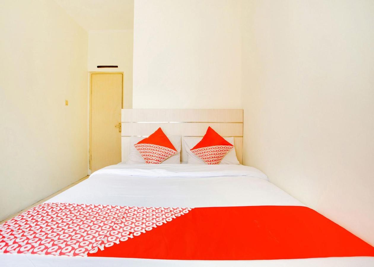 Oyo 2554 Hotel Arimbi Lama Dewi Sartika Bandung Kültér fotó