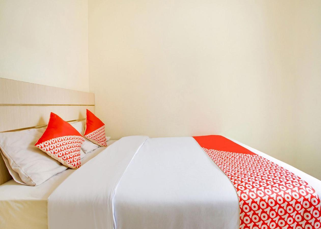 Oyo 2554 Hotel Arimbi Lama Dewi Sartika Bandung Kültér fotó