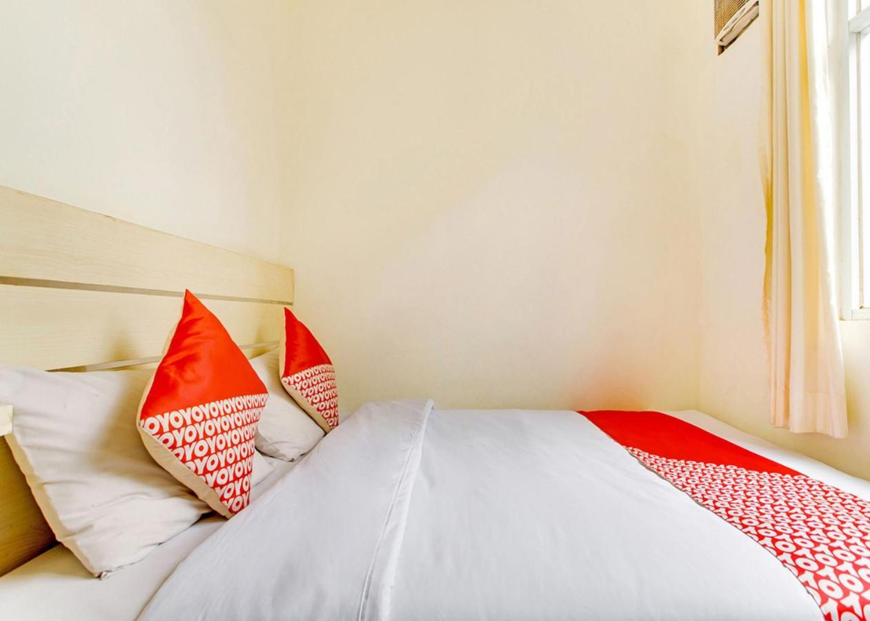 Oyo 2554 Hotel Arimbi Lama Dewi Sartika Bandung Kültér fotó